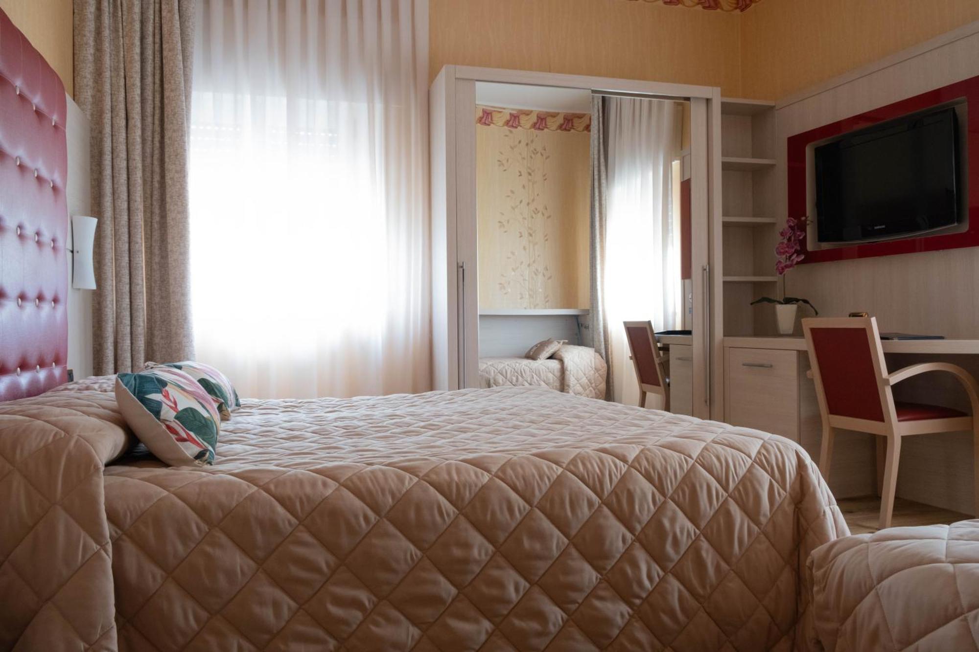 Hotel Vela D'Oro ***S Бардолино Екстериор снимка