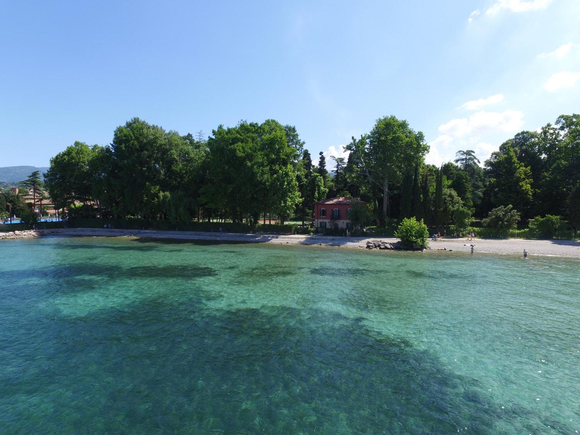 Hotel Vela D'Oro ***S Бардолино Екстериор снимка